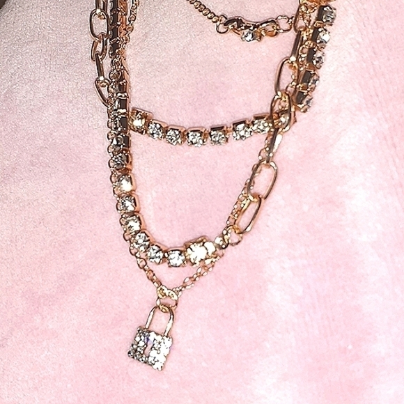 BLING + LUXURY + 4 GOLDEN Strands - Picture 1 of 7